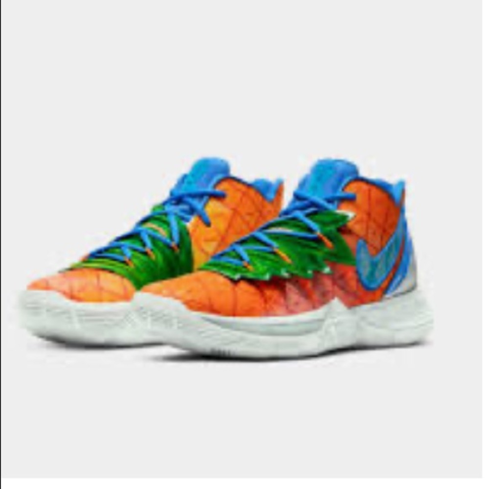 Kyrie 5 Spongebob x Nike Pineapple house